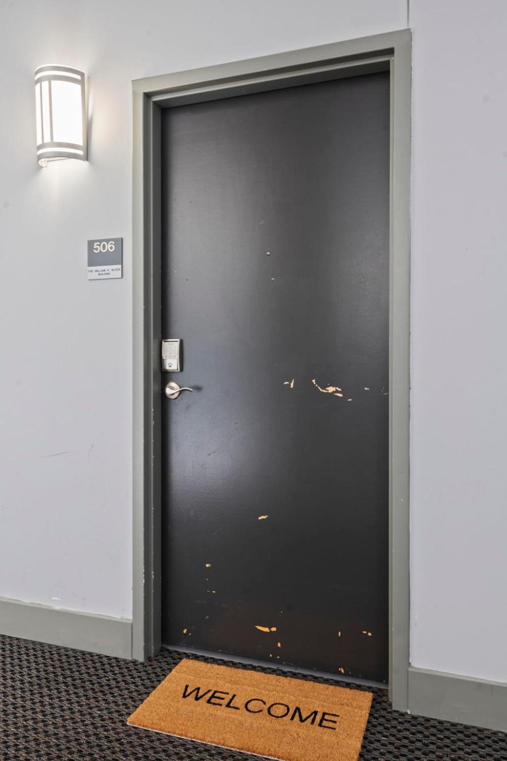 Indy Metro Stay - Sleeps 8 - Skywalk Access - Monument Circle Indianapolis Bagian luar foto