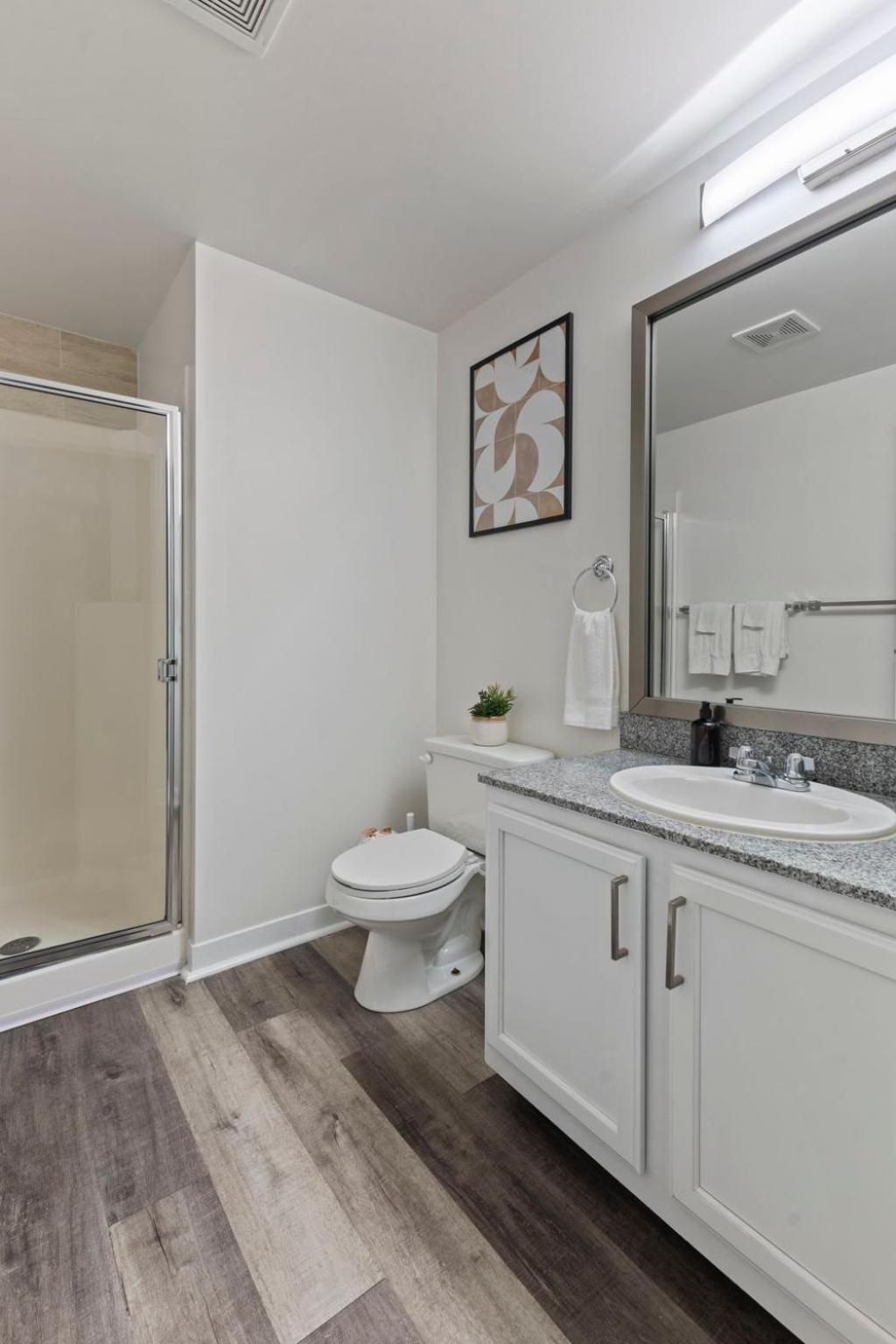 Indy Metro Stay - Sleeps 8 - Skywalk Access - Monument Circle Indianapolis Bagian luar foto